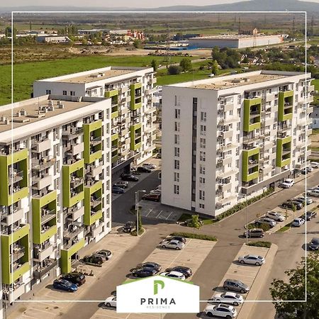 Apartament Larysse Орадеа Екстериор снимка