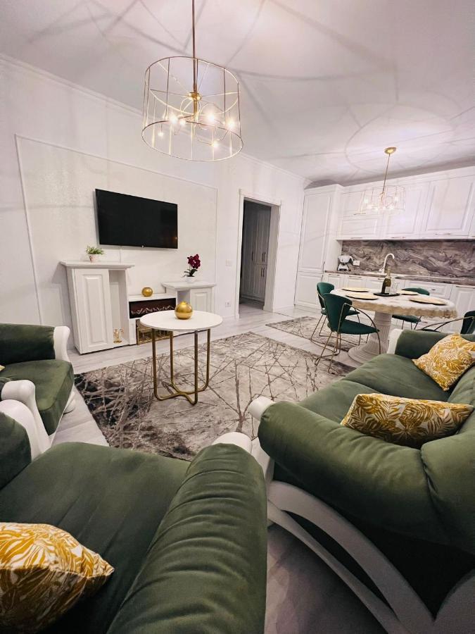 Apartament Larysse Орадеа Екстериор снимка